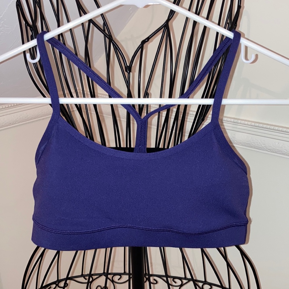 LULULEMON flow y bra!